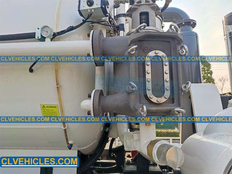 Suction Recycling Truck