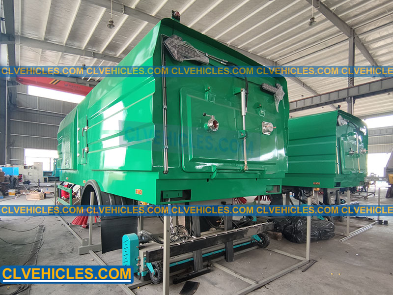 vacuum sweeper truck