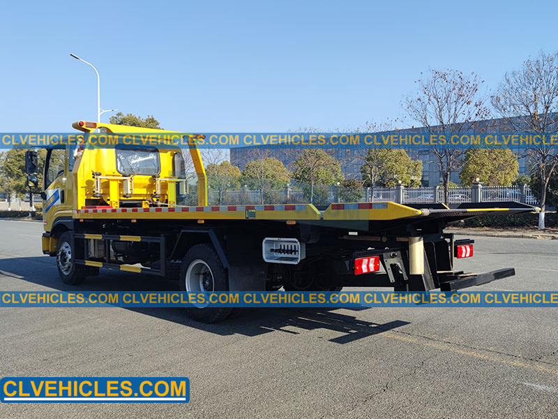 flatbed tow truck