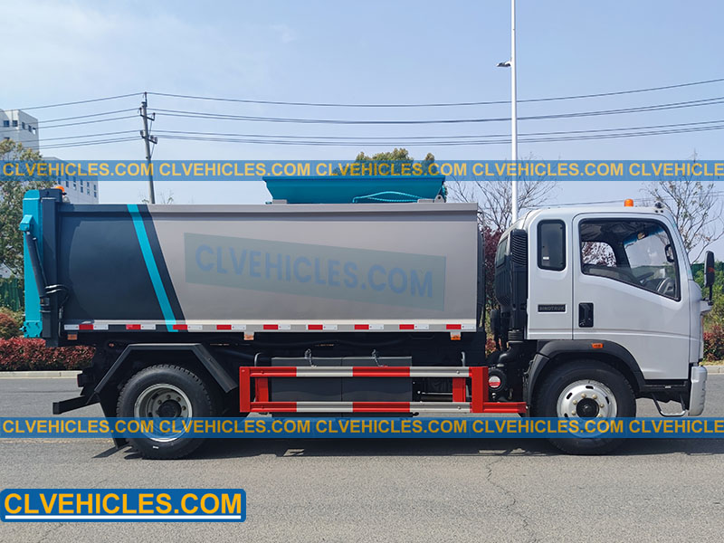 side loader compactor truck