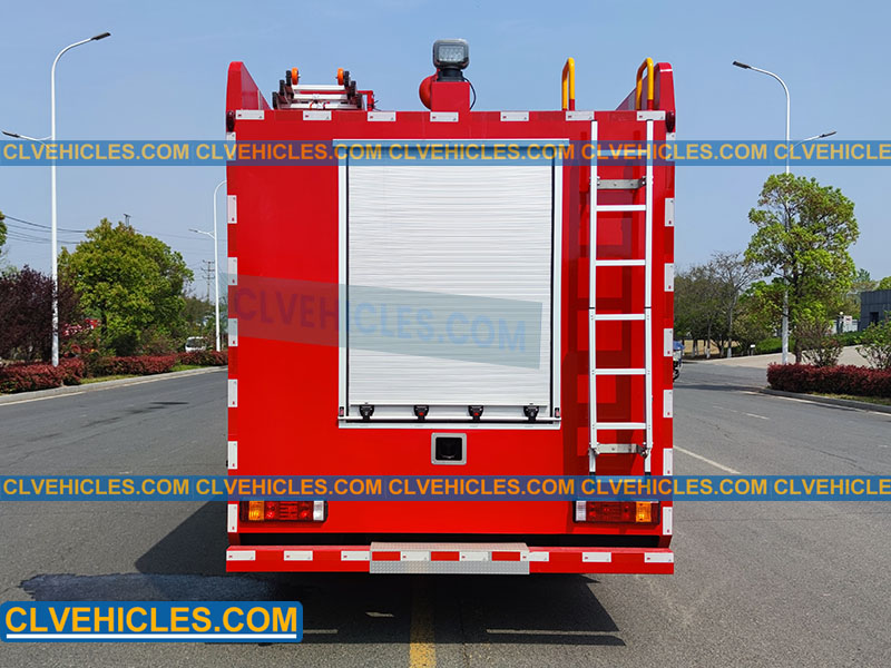 dry powder fire fighting truck