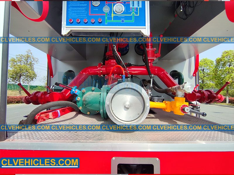 SHACMAN foam tank fire engine