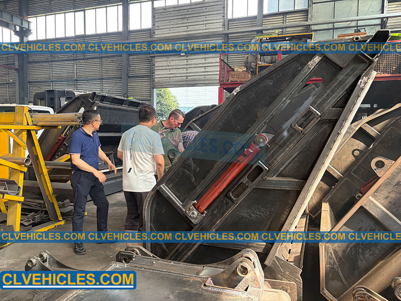 compactor garbage truck