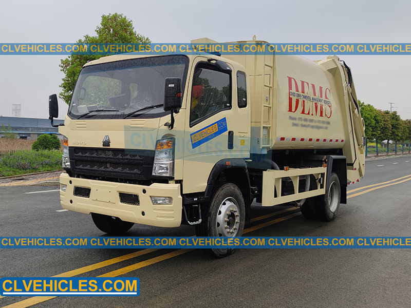 Compressed Garbage Truck
