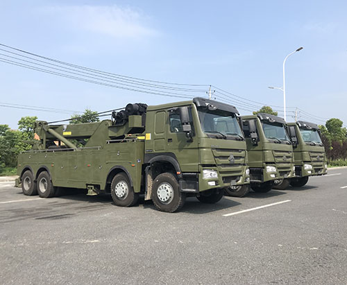 ba đơn vị xe tải chở xác đắm xoay HOWO được chuyển đến nigeria