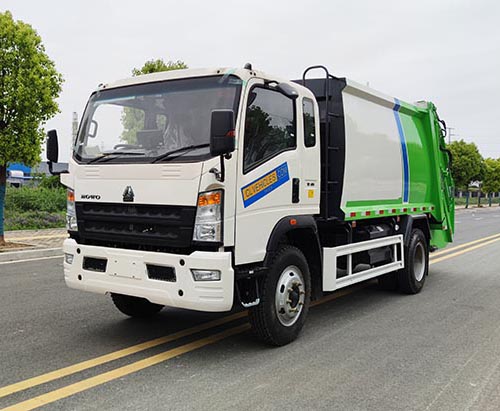 Một xe tải chở rác nén HOWO RHD 5CBM được vận chuyển đến Grenada.