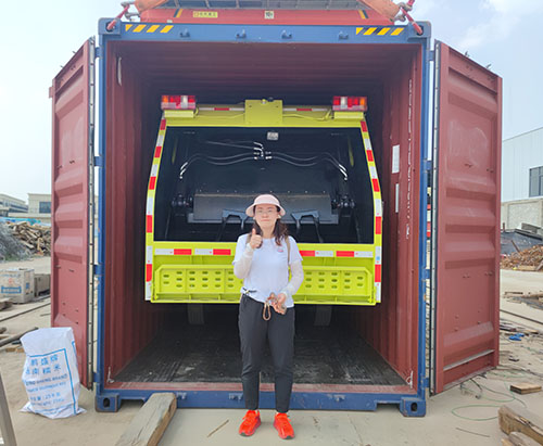 Một đơn vị xe chở rác HOWO 12CBM vận chuyển đến Grenada