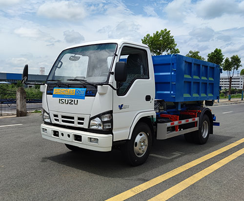 Một chiếc xe tải chở rác cánh tay móc ISUZU LHD 4CBM vận chuyển đến Quần đảo Cayman