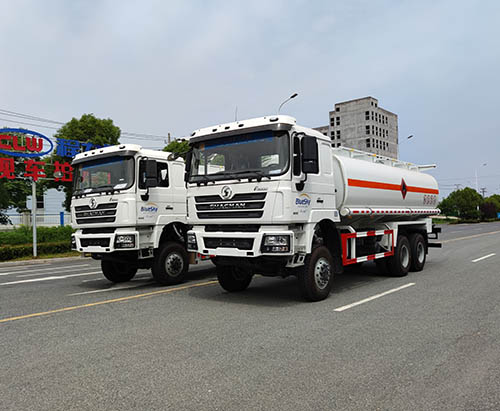 Hai đơn vị xe tải thùng nhiên liệu 22CBM chuyển đến Mali